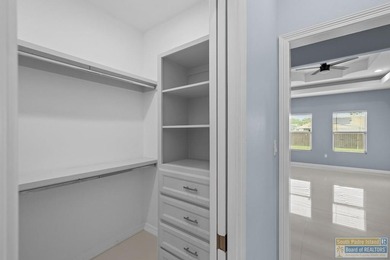 Beautiful and spacious home in Laguna Vista featuring a modern - photo 47