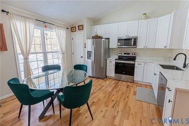 Very Nice Well Maintained Split Foyer on Full 1 Acre Corner - photo 16
