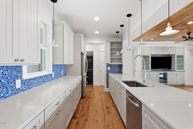 The dream lake house you have been waiting for that checks all - photo 21