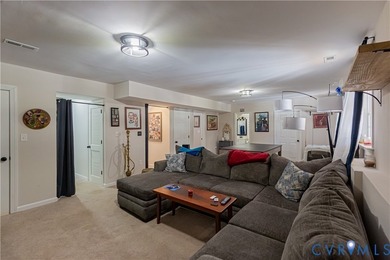 Very Nice Well Maintained Split Foyer on Full 1 Acre Corner - photo 28
