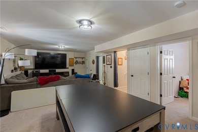 Very Nice Well Maintained Split Foyer on Full 1 Acre Corner - photo 30