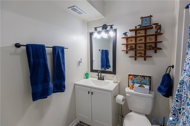 Very Nice Well Maintained Split Foyer on Full 1 Acre Corner - photo 31
