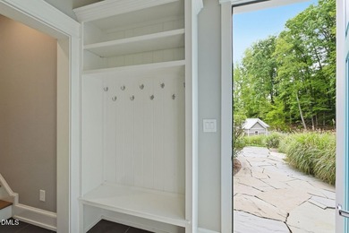 The dream lake house you have been waiting for that checks all - photo 32