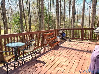 Very Nice Well Maintained Split Foyer on Full 1 Acre Corner - photo 38