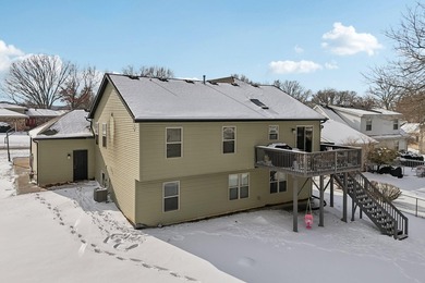 Beautifully maintained 4 bed, 3 bath home built in 2017, located - photo 49