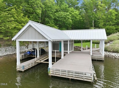 The dream lake house you have been waiting for that checks all - photo 49