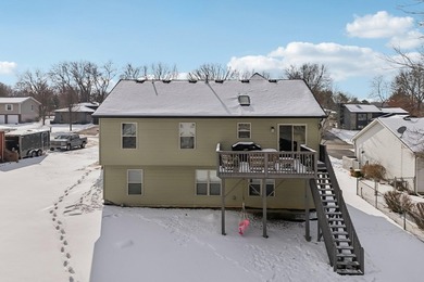 Beautifully maintained 4 bed, 3 bath home built in 2017, located - photo 50