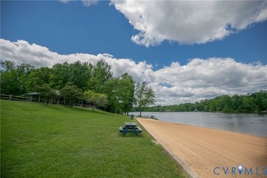 Very Nice Well Maintained Split Foyer on Full 1 Acre Corner - photo 51