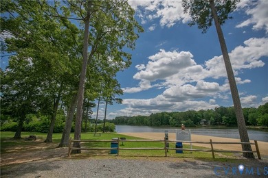 Very Nice Well Maintained Split Foyer on Full 1 Acre Corner - photo 60