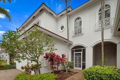 Waterfront Townhouse on the Jupiter Harbour Marina. Elegant and - photo 2