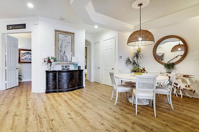 Waterfront Townhouse on the Jupiter Harbour Marina. Elegant and - photo 9