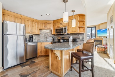 Rare Full Ownership Residence at Grand Summit Hotel. Experience - photo 9