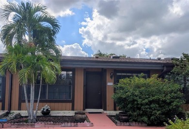 (private lake, pond, creek) Condo For Sale in Pembroke Pines Florida