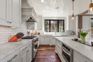 This one-of-a-kind retreat in the heart of Gozzer Ranch, tucked - photo 15