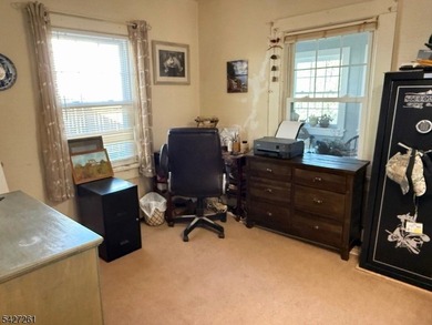 Great Cottage-Style home on large, beautiful, property. Perfect - photo 21