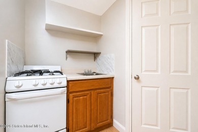 Welcome to 322 Liberty Avenue! This large and beautifully - photo 26