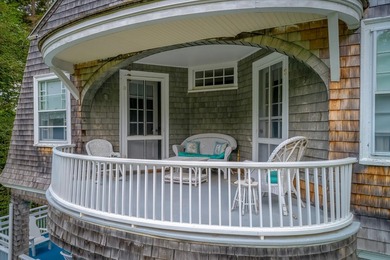 *Birchcroft*, a c.1920 classic shingle style cottage in the - photo 35