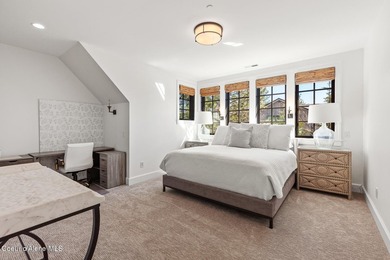 This one-of-a-kind retreat in the heart of Gozzer Ranch, tucked - photo 36