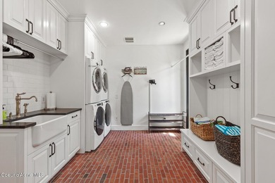 This one-of-a-kind retreat in the heart of Gozzer Ranch, tucked - photo 38