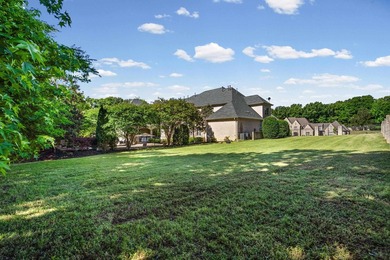 A Southern estate tucked behind the gates of an exclusive Eads - photo 39
