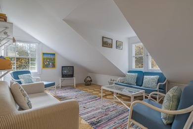 *Birchcroft*, a c.1920 classic shingle style cottage in the - photo 47