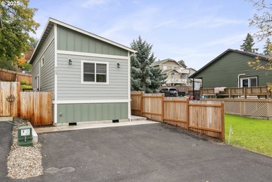 Columbia River Home For Sale in Kalama Washington