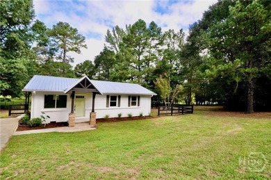 This adorable ranch in Oconee County has been completely - photo 2