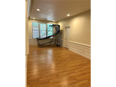 Welcome home to everything you could want-and more! This - photo 18
