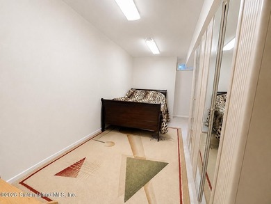 Nestled in the highly desirable Richmond Town section of Staten - photo 26
