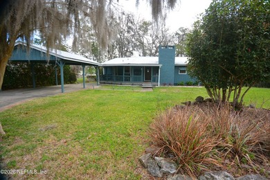 Georges Lake Home For Sale in Florahome Florida