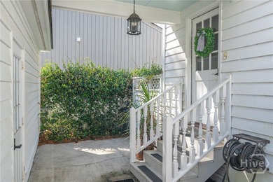 Welcome to this charming Lowcountry-style home in The Landings - photo 4