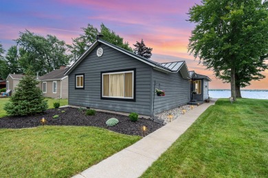 Lake Home For Sale in Houghton Lake, Michigan