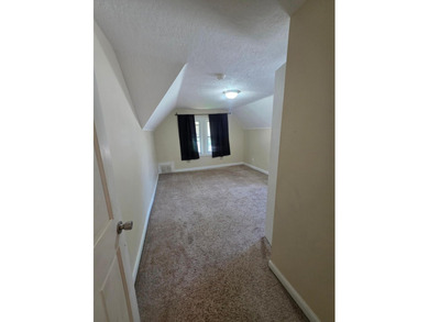 Welcome to 945 Geranium Ave E in Saint Paul! This charming 2 bed - photo 10