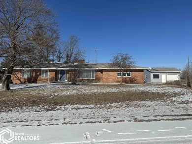 (private lake, pond, creek) Home For Sale in Centerville Iowa