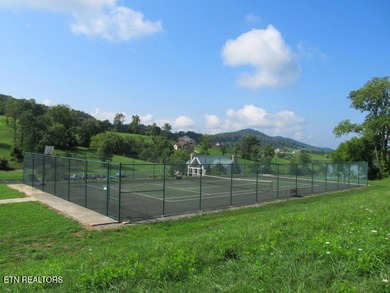 This sweet lot on a cul de sac is within walking distance to the - photo 14