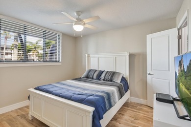 Beautifully renovated 2-bedroom, 2-bathroom first-floor condo in - photo 14