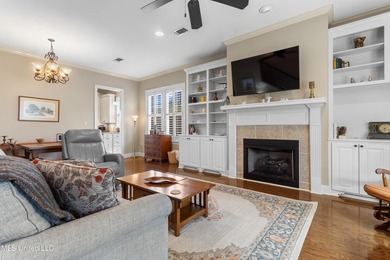 This immaculately maintained 3-bedroom, 2.5-bath home is nestled - photo 9