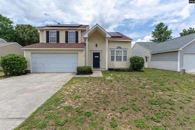 Welcome to 909 Murchison Drive! This spacious 3-bedroom, 2 - photo 1