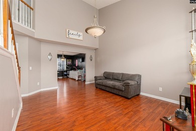Welcome to 909 Murchison Drive! This spacious 3-bedroom, 2 - photo 5