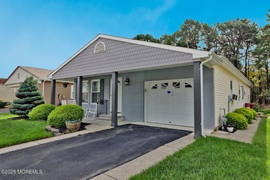 Welcome to this beautifully maintained Capri model in the - photo 29