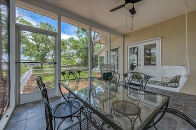 Waterfront 3BR/2BA cottage with stunning bayou views from almost - photo 33