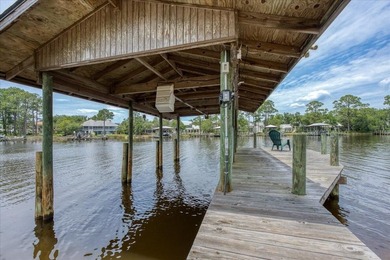 Waterfront 3BR/2BA cottage with stunning bayou views from almost - photo 40