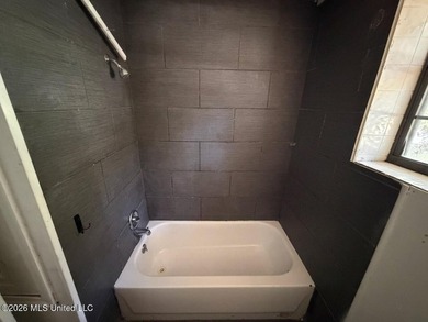 Some homes have good bones. This one has good bones and good - photo 9