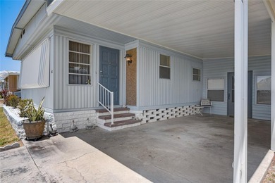 Welcome to Terra Ceia Manor, a quaint 55+ manufactured home - photo 4