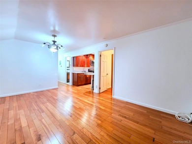 Spacious Updated Condo in a Convenient Prime Location in - photo 6