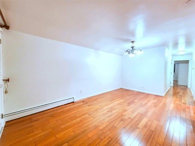 Spacious Updated Condo in a Convenient Prime Location in - photo 8