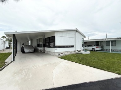 Lake Home For Sale in Lakeland, Florida