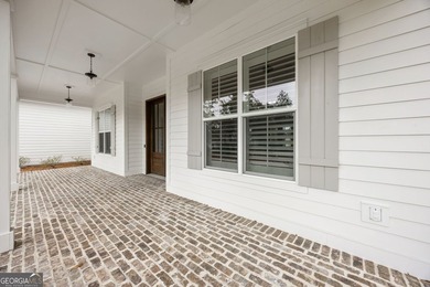 Bent Pine modern farmhouse, only two years old, with amazing - photo 12