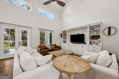 Bent Pine modern farmhouse, only two years old, with amazing - photo 19