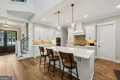 Bent Pine modern farmhouse, only two years old, with amazing - photo 23